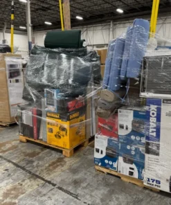 truckload of pallets​