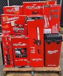 milwaukee tools pallets