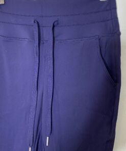 where does halara clothes come from