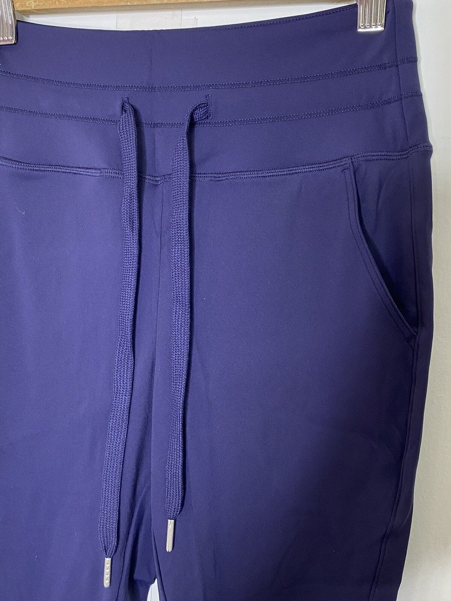 where does halara clothes come from